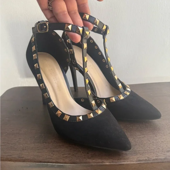 Pointy Studded stiletto - Qupid ✨ Rockstud - Picture 1 of 5